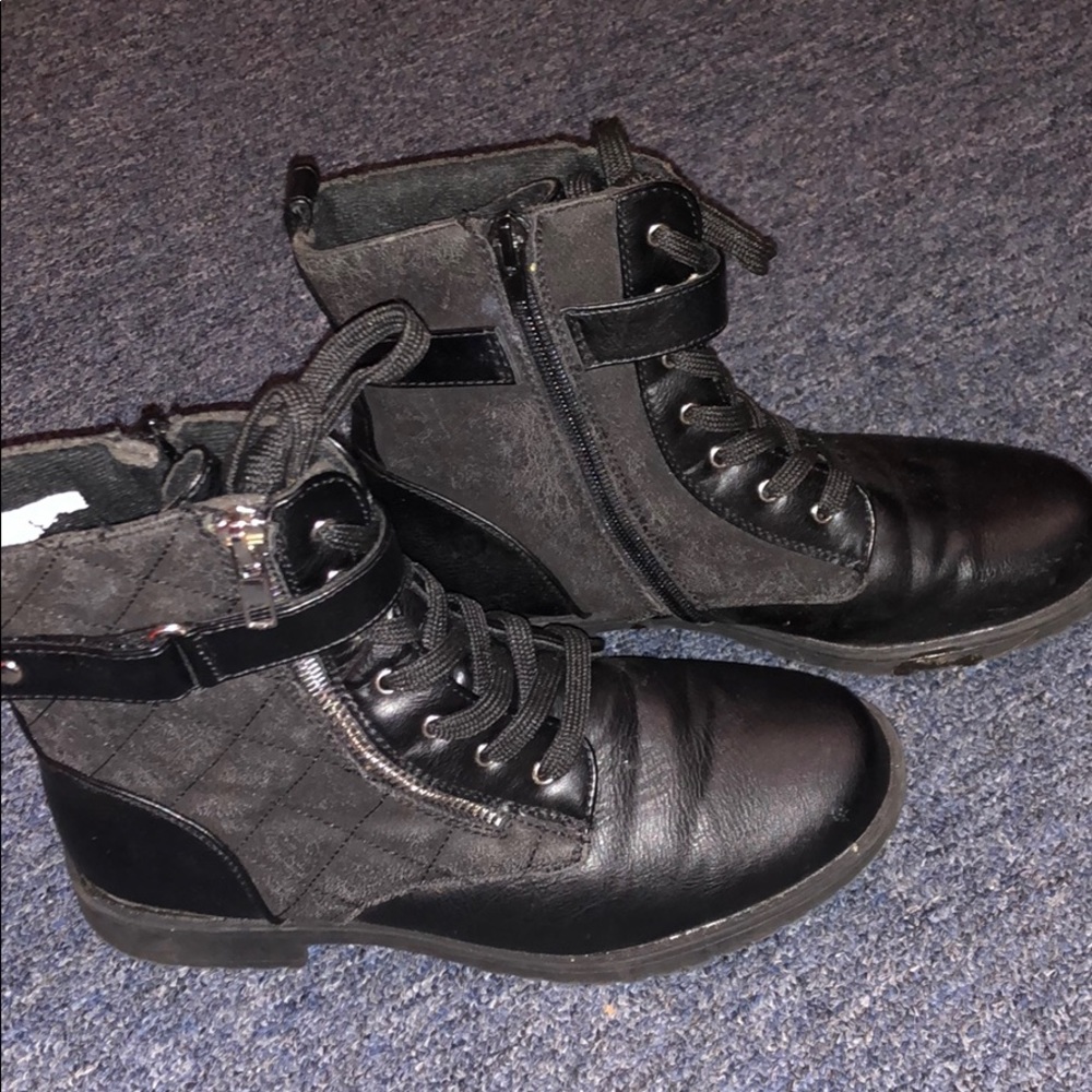 Black Boots
